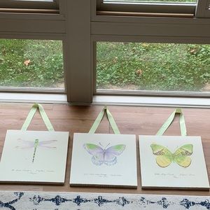 POTTERY BARN KIDS NURERY/KIDS ROOM WOOD PLAQUE WALL DECOR